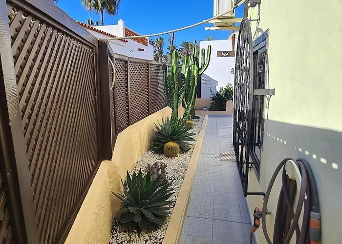 Caleta House Tatil Evi *